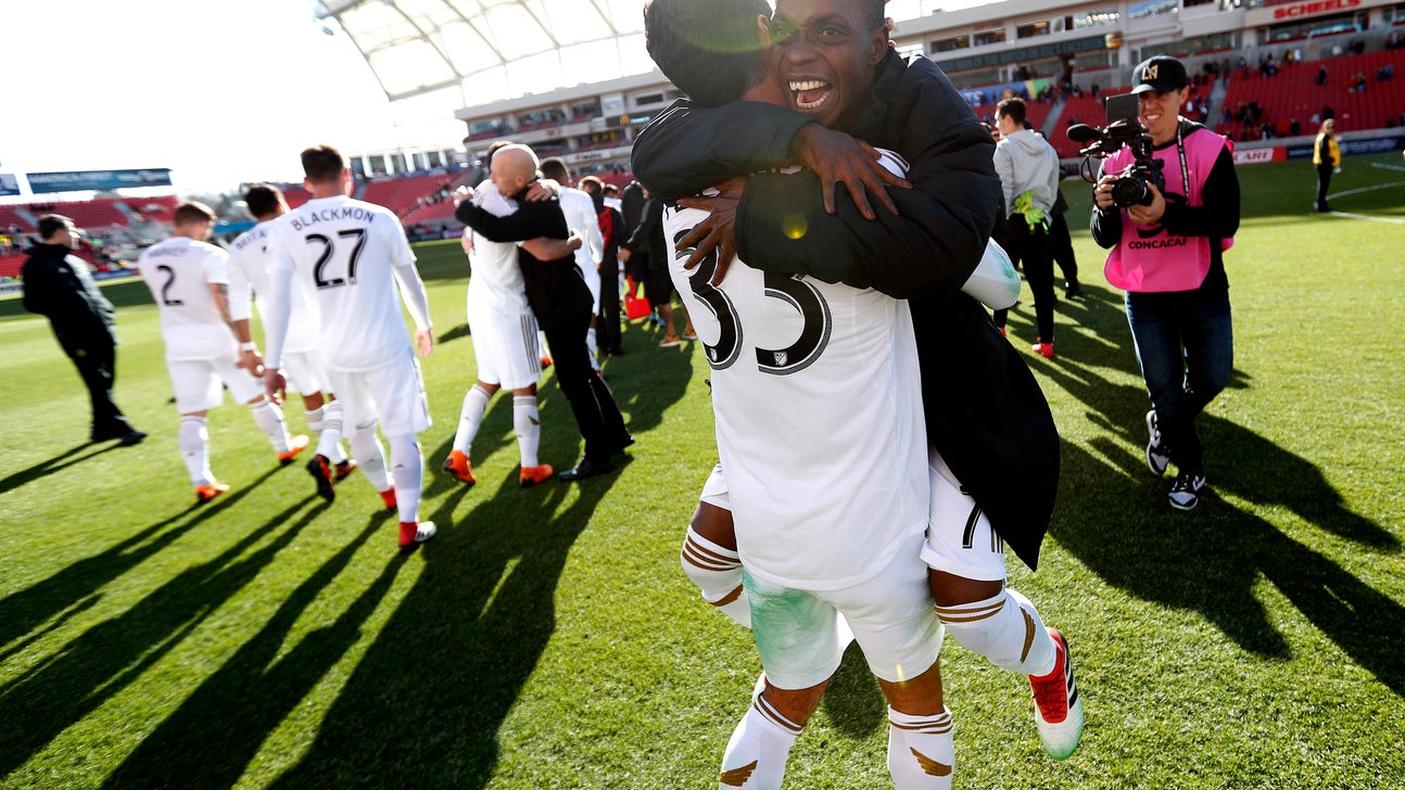 RECAP: LAFC moves to 2-0 on season with 5-1 beating of Real Salt Lake