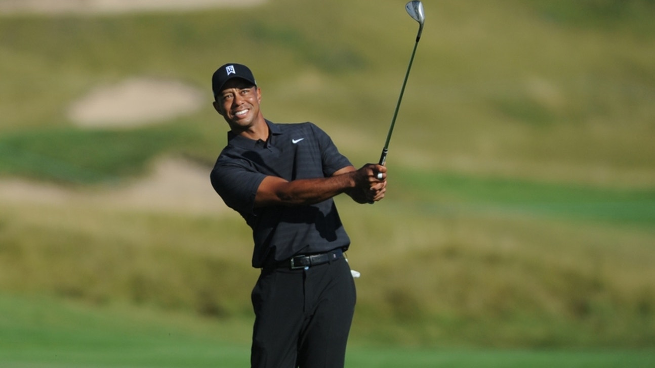 Pro Golf Daily: Woods to Play With Steph Curry at Safeway