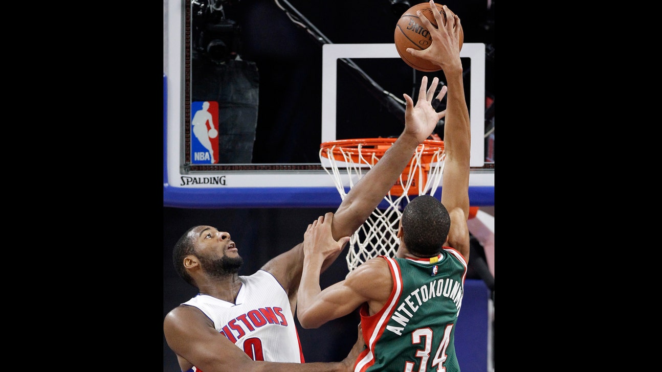 Khris Middleton says Andre Drummond 'doesn't like contact'