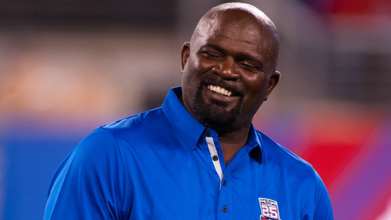 Lawrence Taylor: J.J. Watt is a top-four all-time defensive player