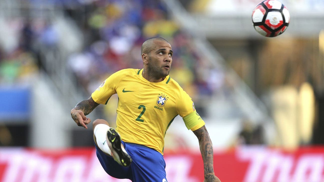Brazil coach Dunga backs Dani Alves to be a hit at Juventus