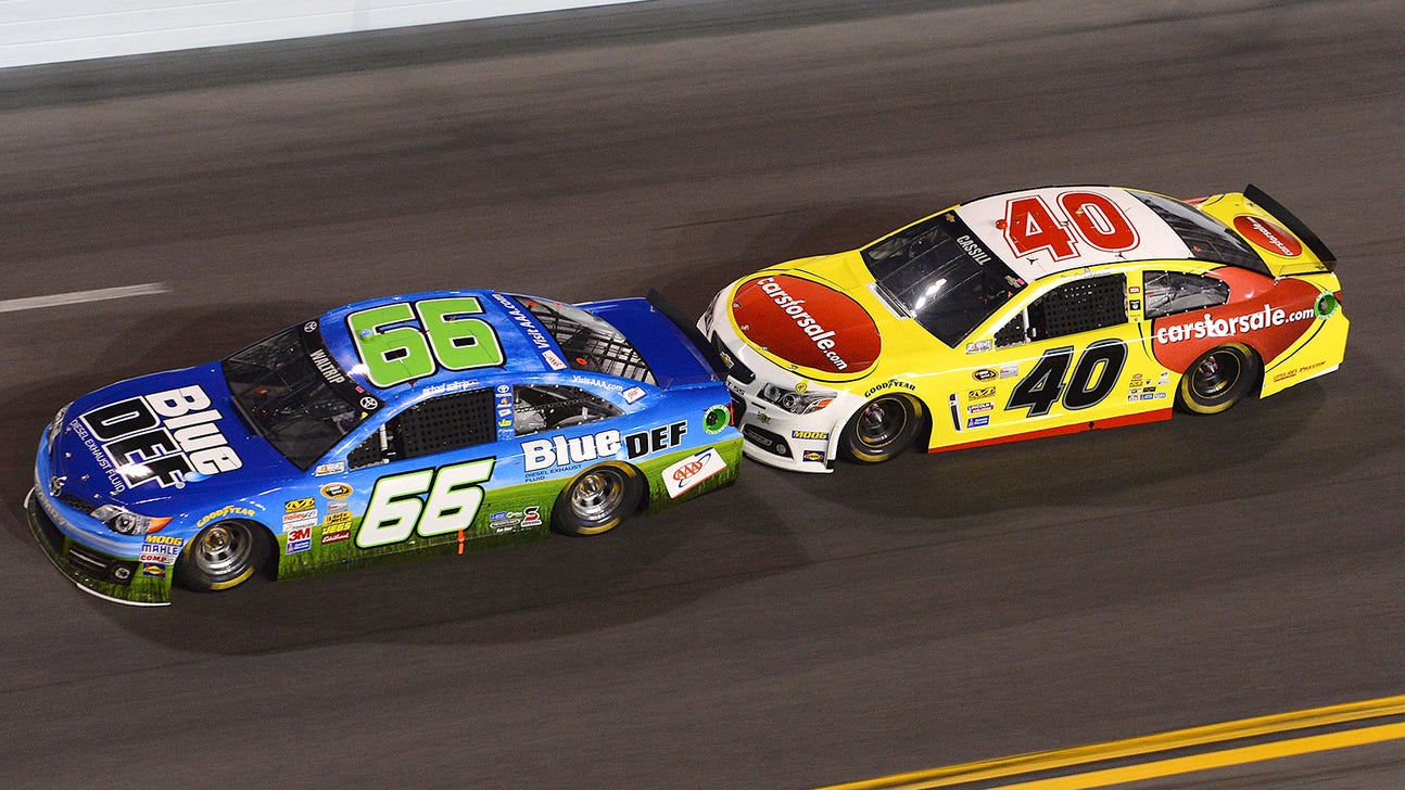 Cassill banged up on a bike but avoids an even bigger crash while qualifying