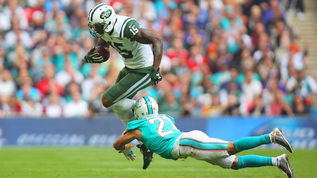 Brandon Marshall beats Brent Grimes for 58 yards on Jets' first play