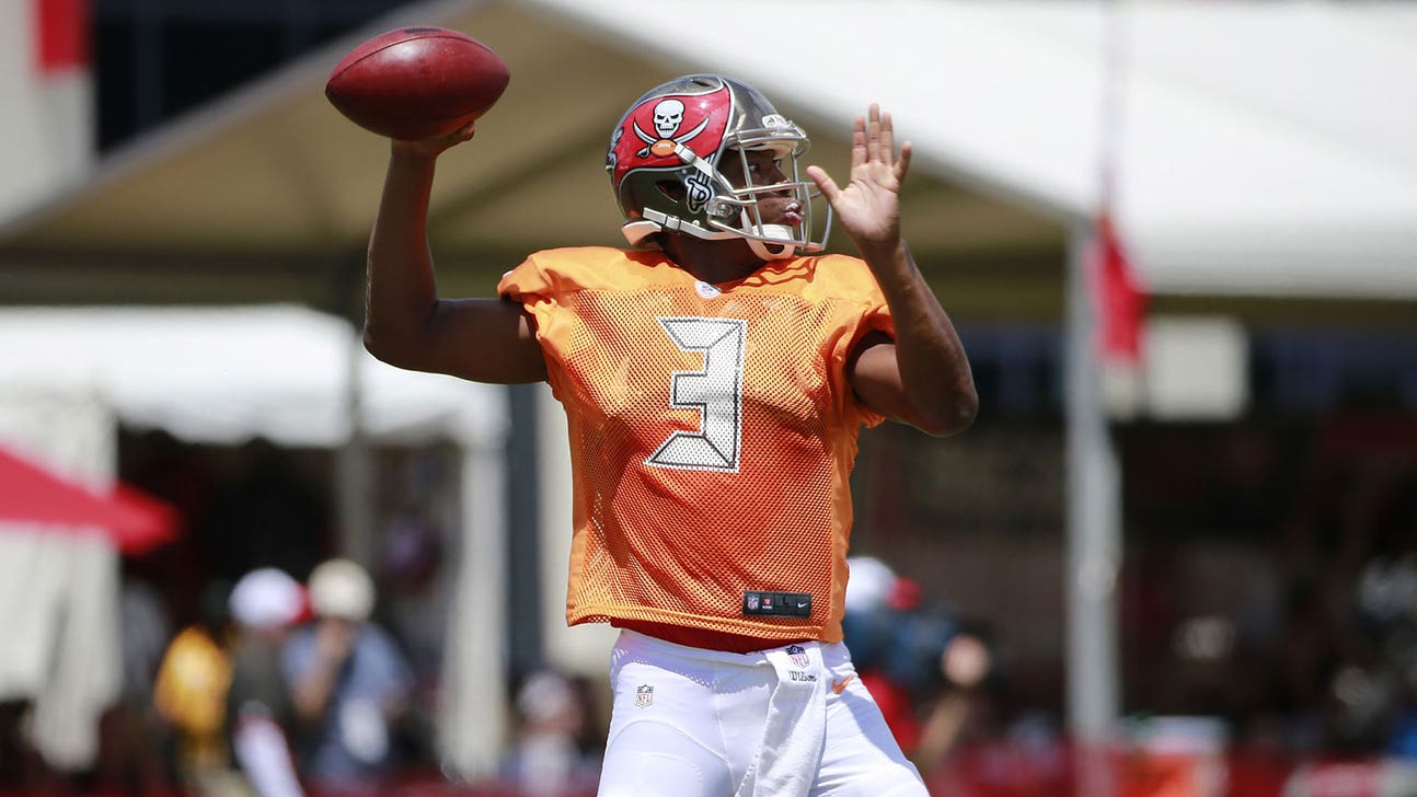 Jameis Winston receives an early comparison to Aaron Rodgers