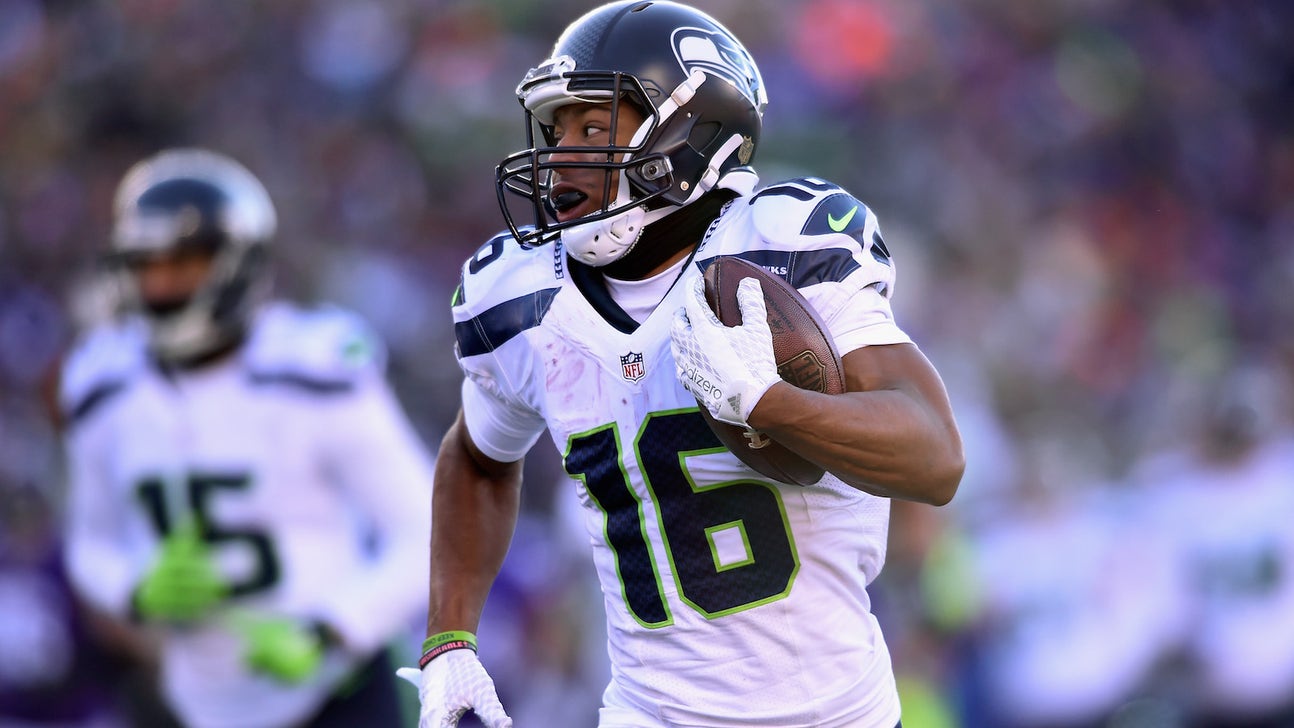 Doug Baldwin says Tyler Lockett is playing through a torn PCL