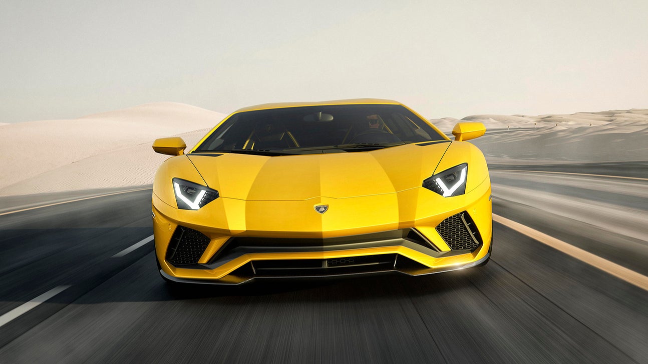 Lamborghini Aventador S features new Ego mode