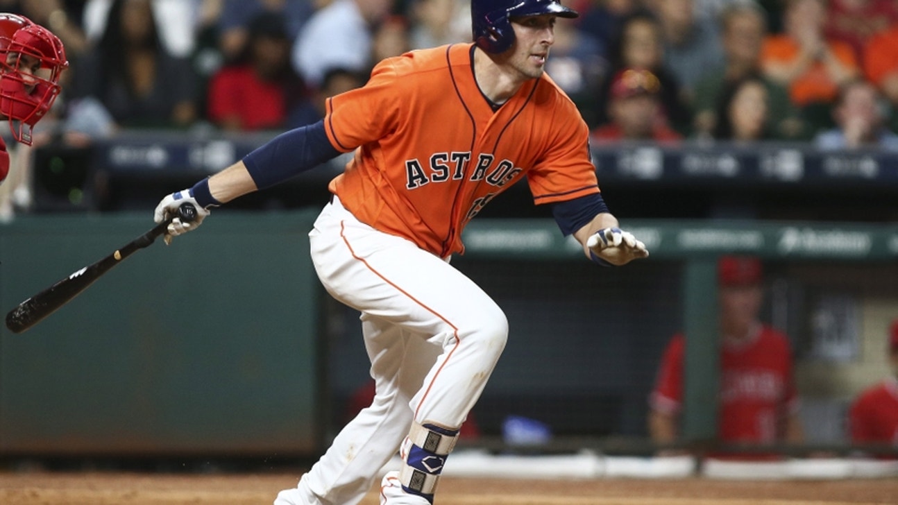 White Sox Pass on Adding Jason Castro, Rival Twins Take Advantage