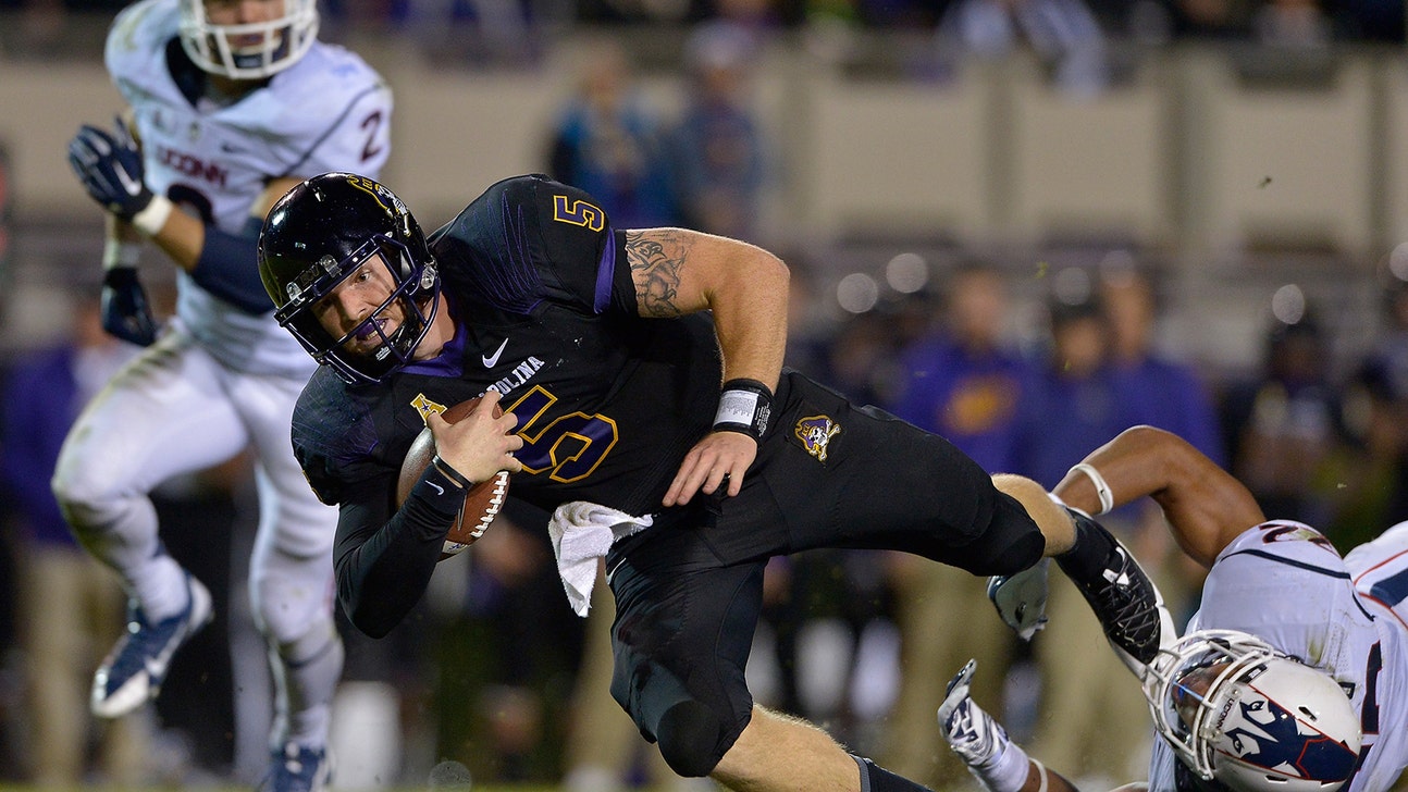 No. 18 East Carolina takes UConn's best shot, wins 31-21