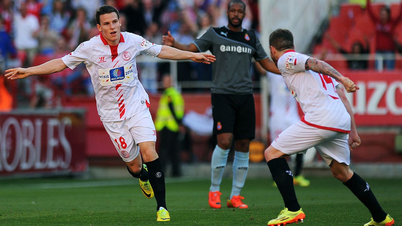 Sevilla keep European hopes alive with win over Espanyol