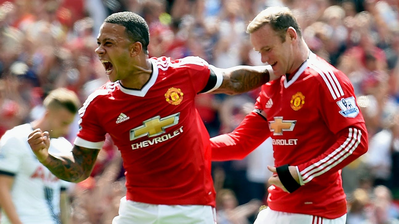 Man United begin Premier League season with win over Tottenham