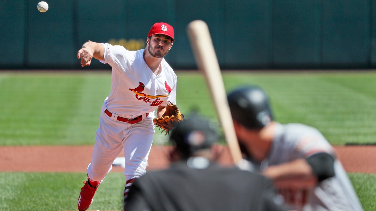 Cardinals earn series victory in impressive fashion, shutting out Giants 10-0