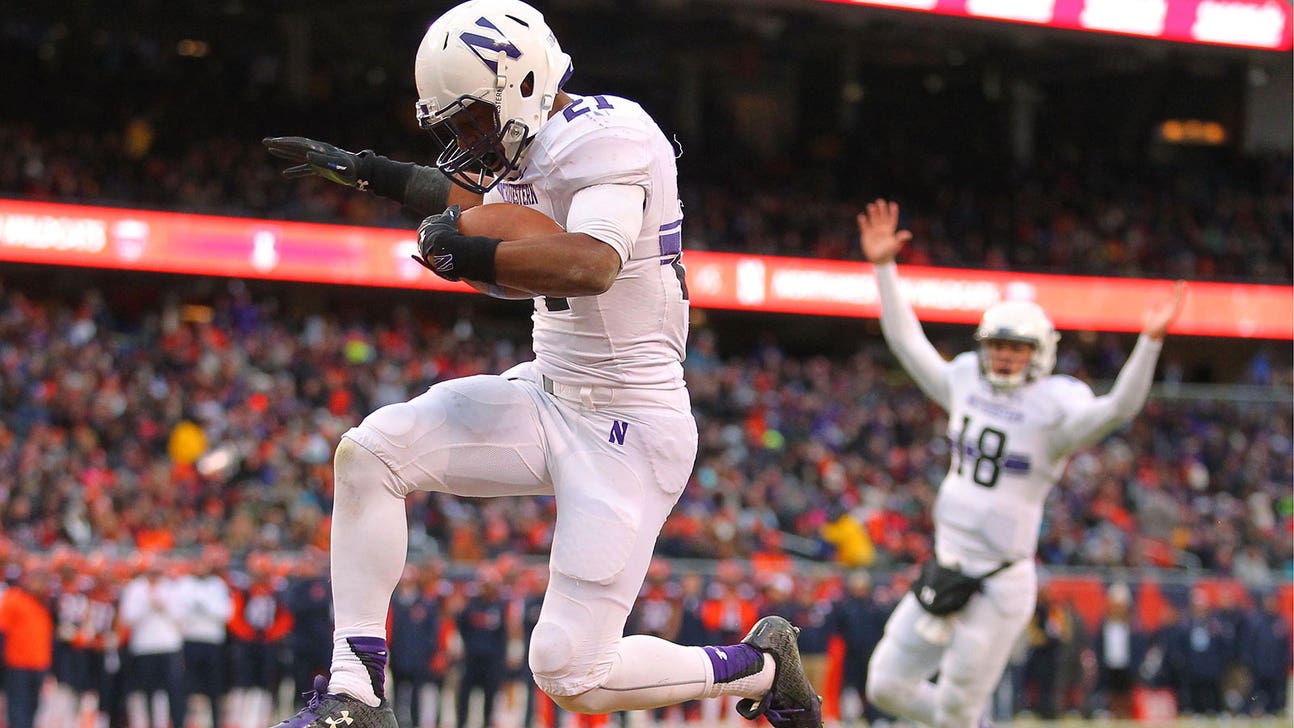 No. 16 Northwestern tops Illinois for 10th win, fifth straight