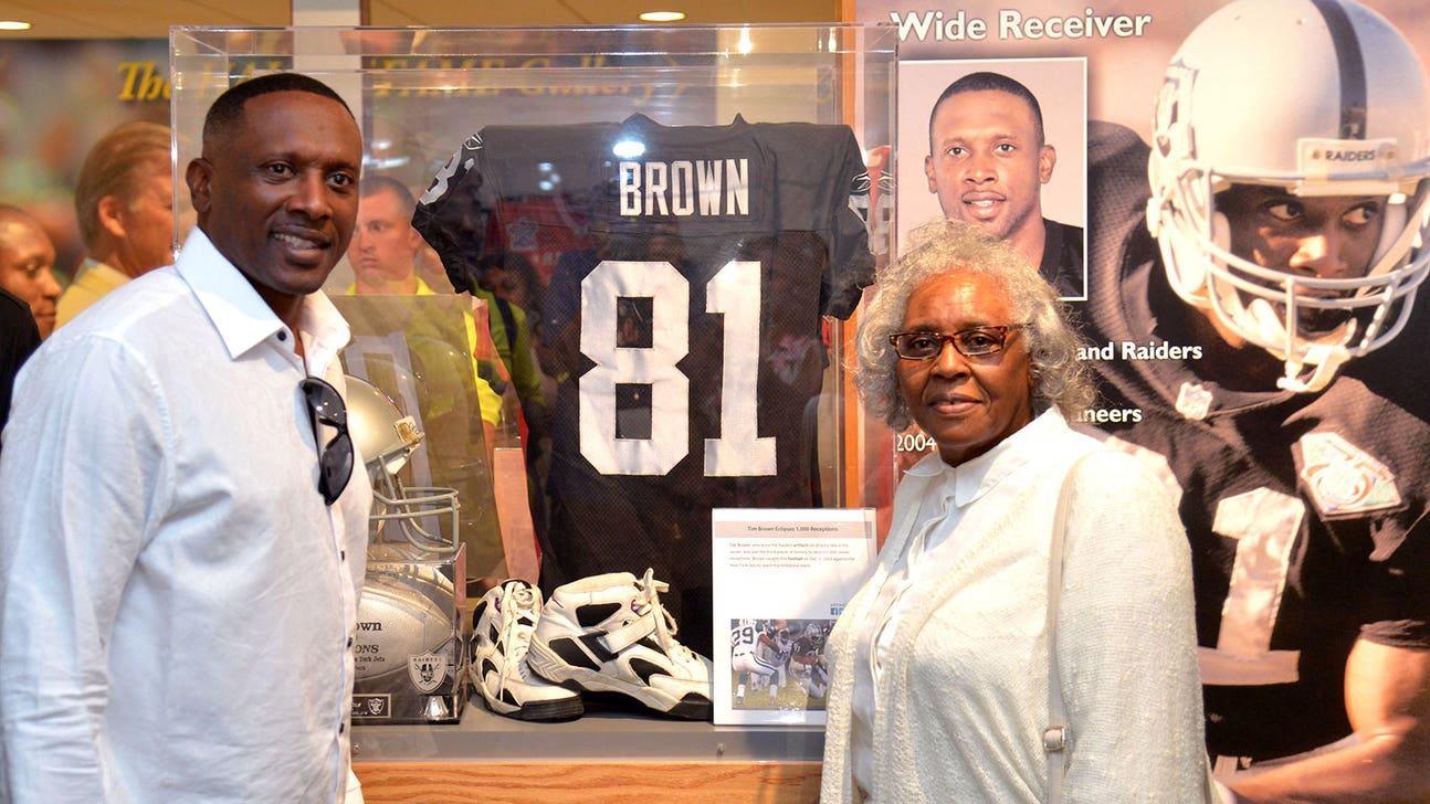 Raiders HOFer Tim Brown recalls his top Los Angeles moments