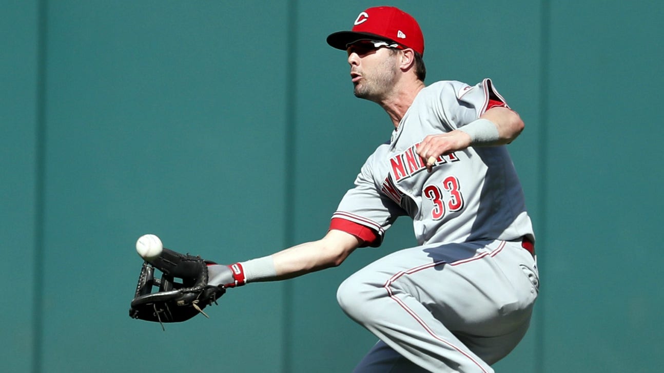Reds struggle to get the bats going, fall to Cardinals 5-2