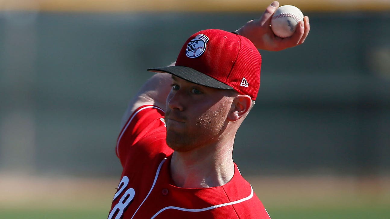 'No red alert' after Reds' DeSclafani scratched from start