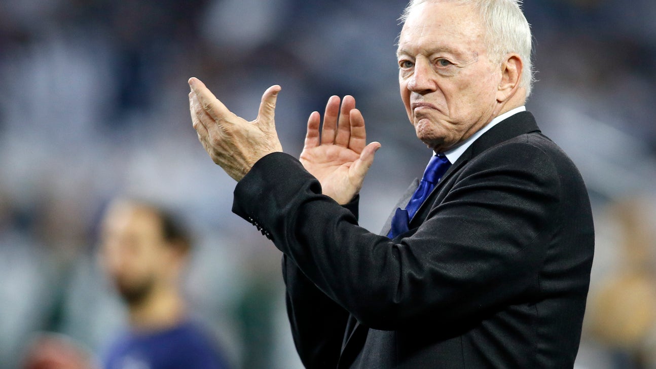 Jerry Jones said he'd 'do right' by Tony Romo. Instead, he's doing him dirty.