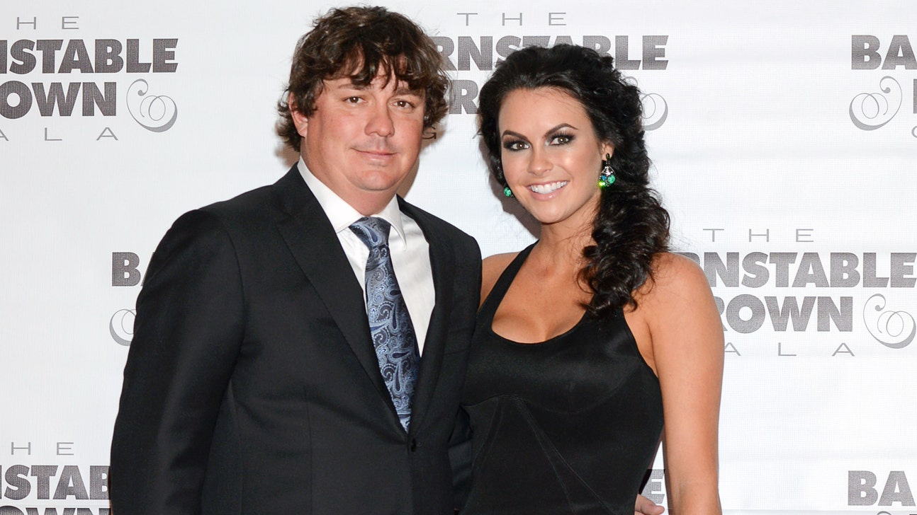 Jason Dufner serves up 'butt-rubbed' filet mignon at Champions Dinner