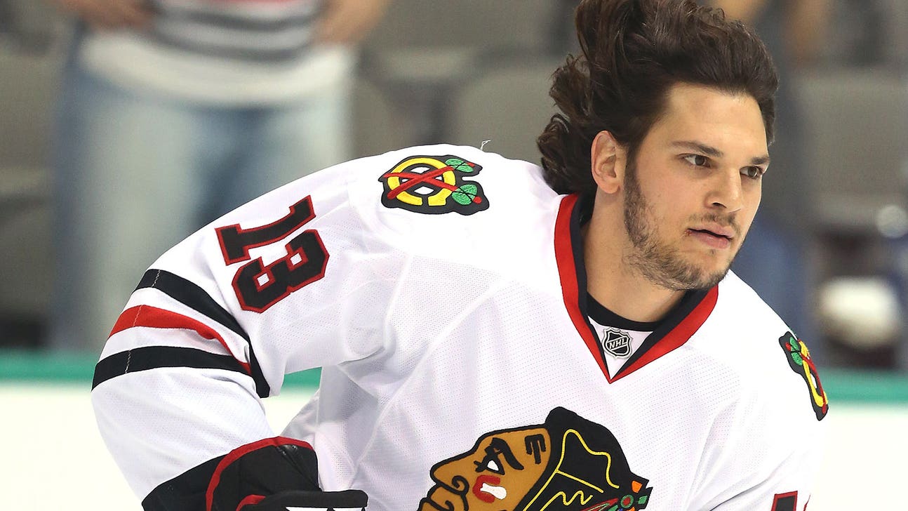 Blackhawks' Carcillo announces retirement