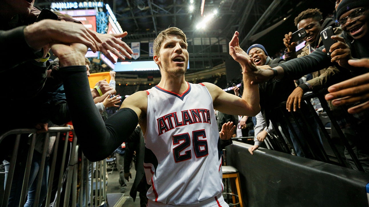 Hawks' Korver replaces Heat's Wade on All-Star game roster