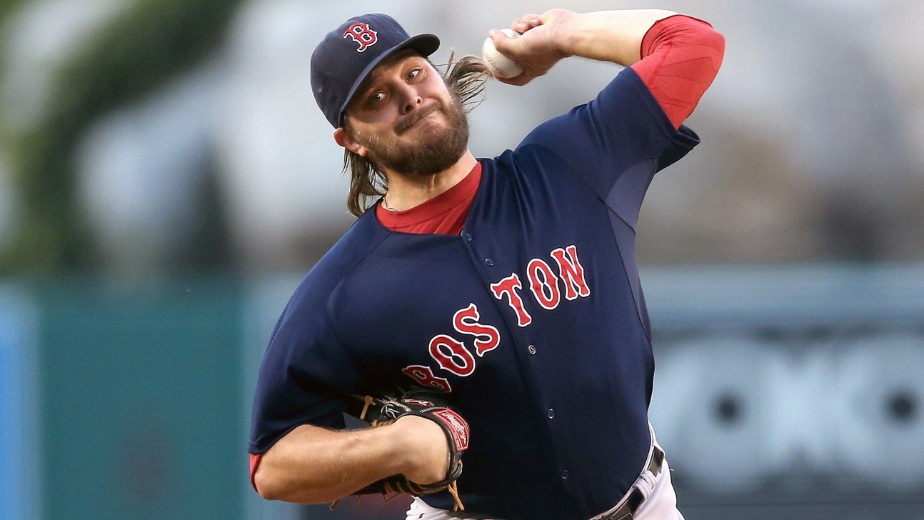 Mariners keep dealing, acquire SP Miley from Red Sox