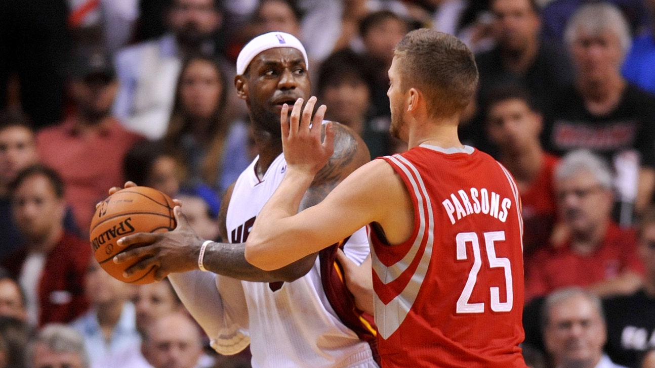 LeBron's delayed decision helping Mavs