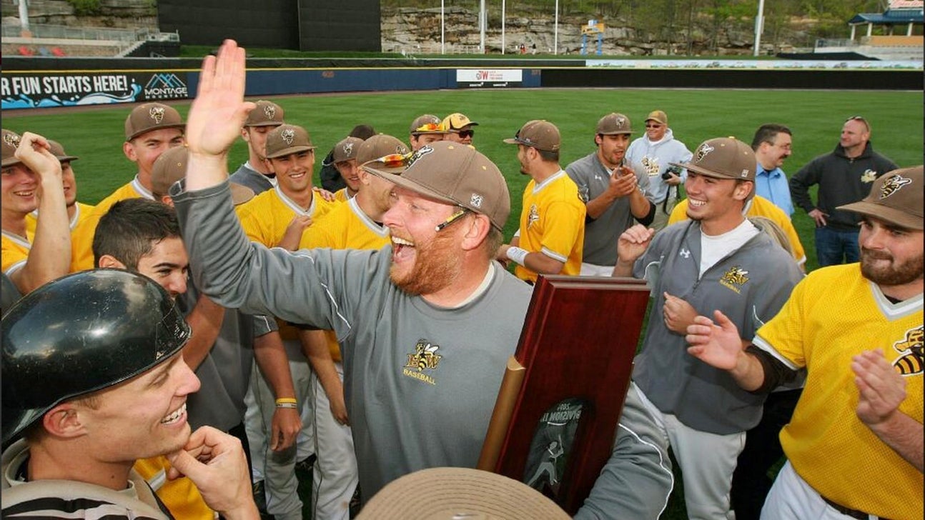 Baldwin Wallace baseball wins regional, makes first World Series FOX