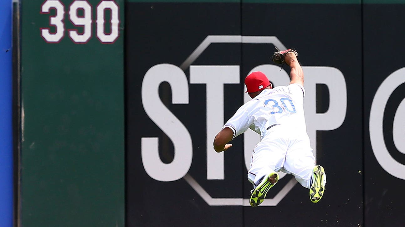 Watch: Rangers' Venable goes all-out for amazing catch to rob Blue Jays' Pennington