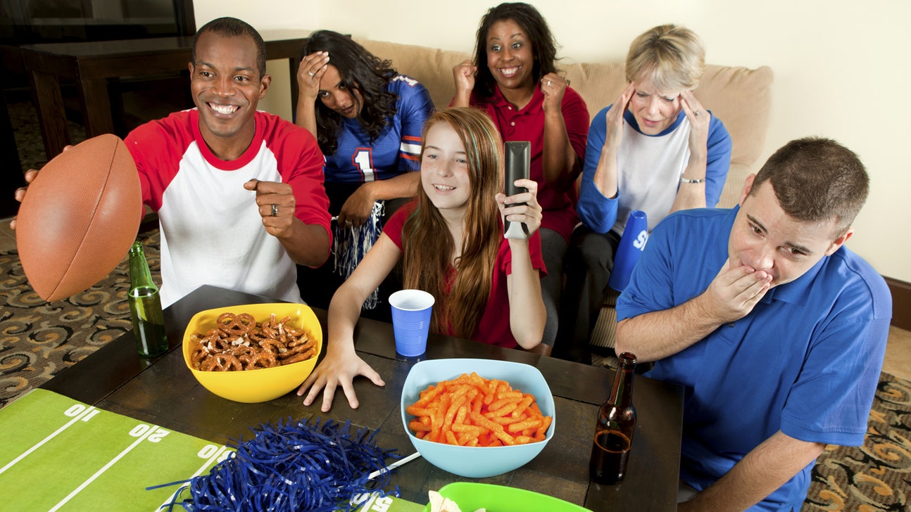 Super Bowl party planning? Here are the do's and don'ts