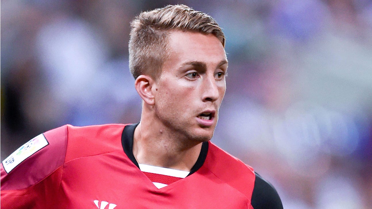 Everton complete signing of Barcelona winger Deulofeu