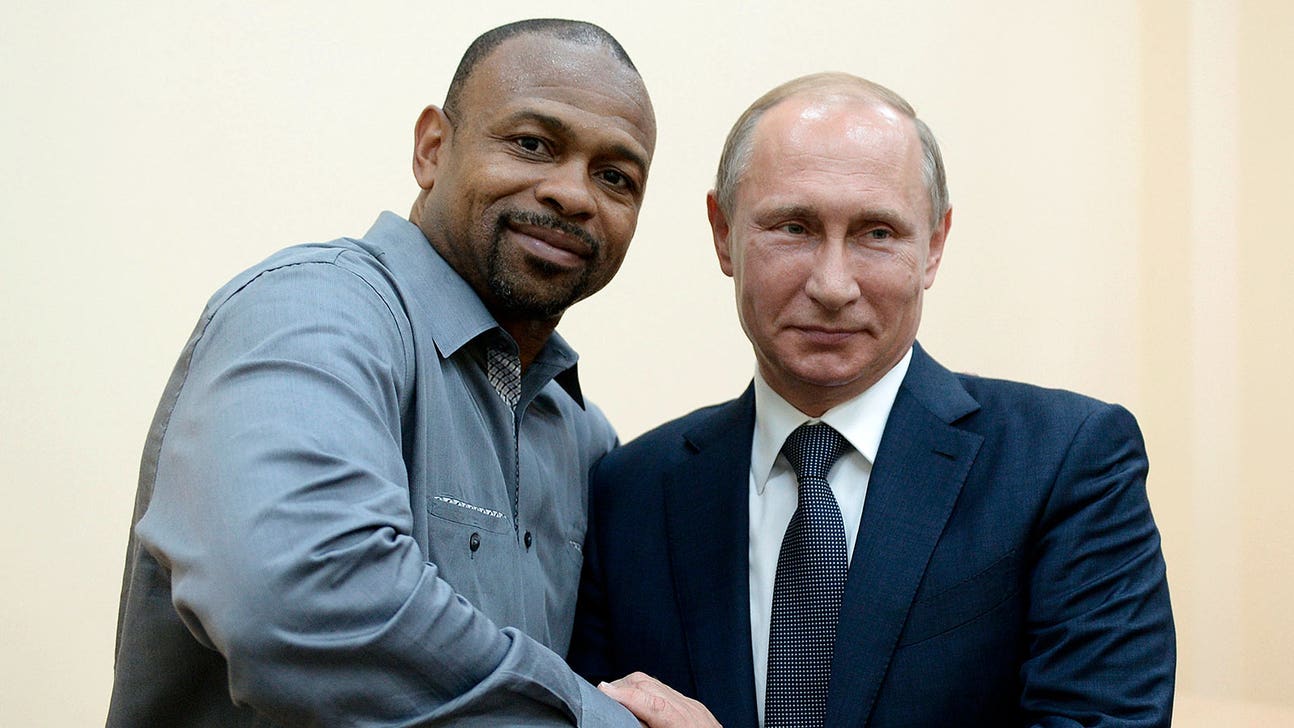 U.S. boxer Roy Jones Jr. asks Putin for Russian citizenship over a cup of tea