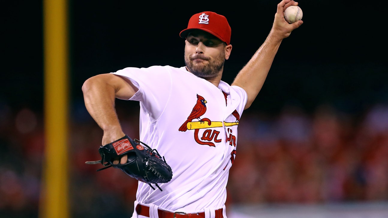 Cardinals put Lyons on DL, recall Tuivailala
