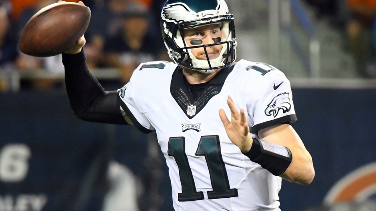 Poised Carson Wentz fuels Eagles past banged-up Bears
