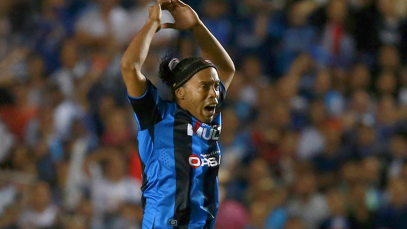 Ronaldinho signs with Brazilian club Fluminense