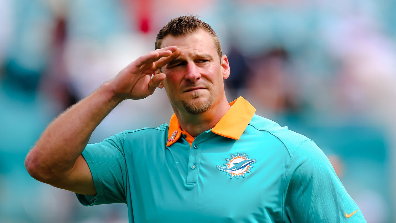Dolphins coach Dan Campbell is former Cowboys fan and player