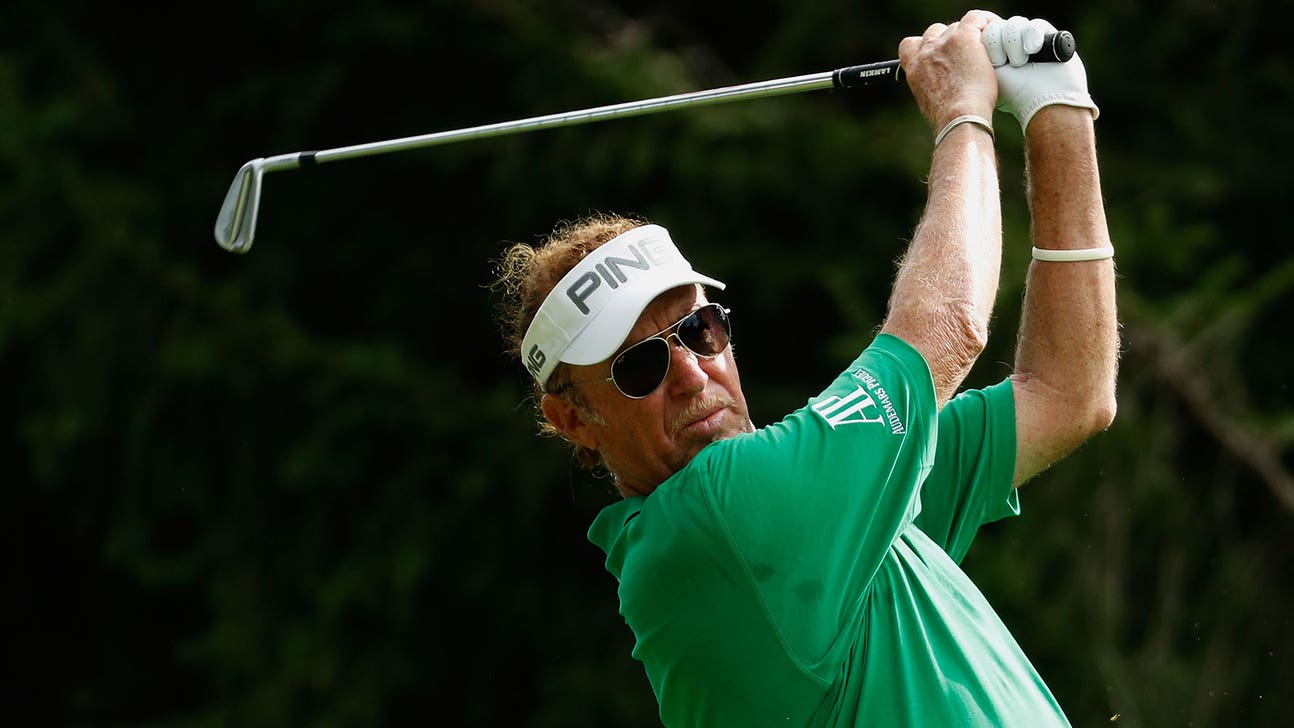 Miguel Angel Jimenez grabs third-round lead at U.S. Senior Open