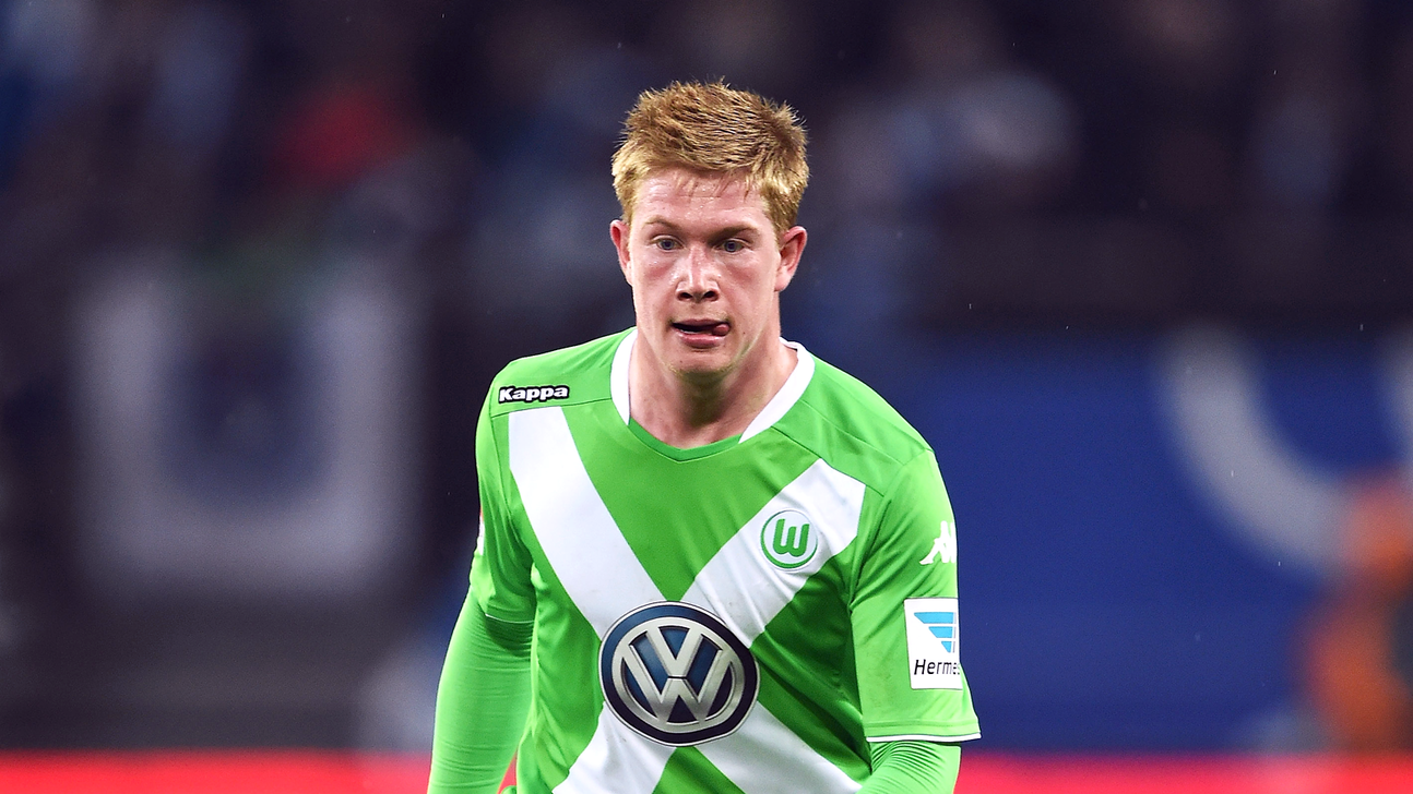 De Bruyne's agent says he has held transfer talks with Manchester City
