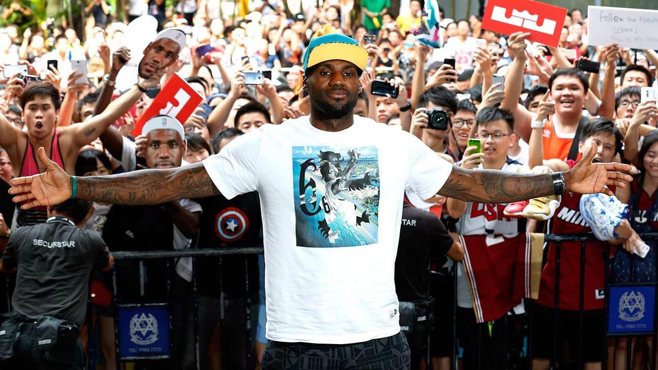 LeBron puts on show for fans in Hong Kong during China tour