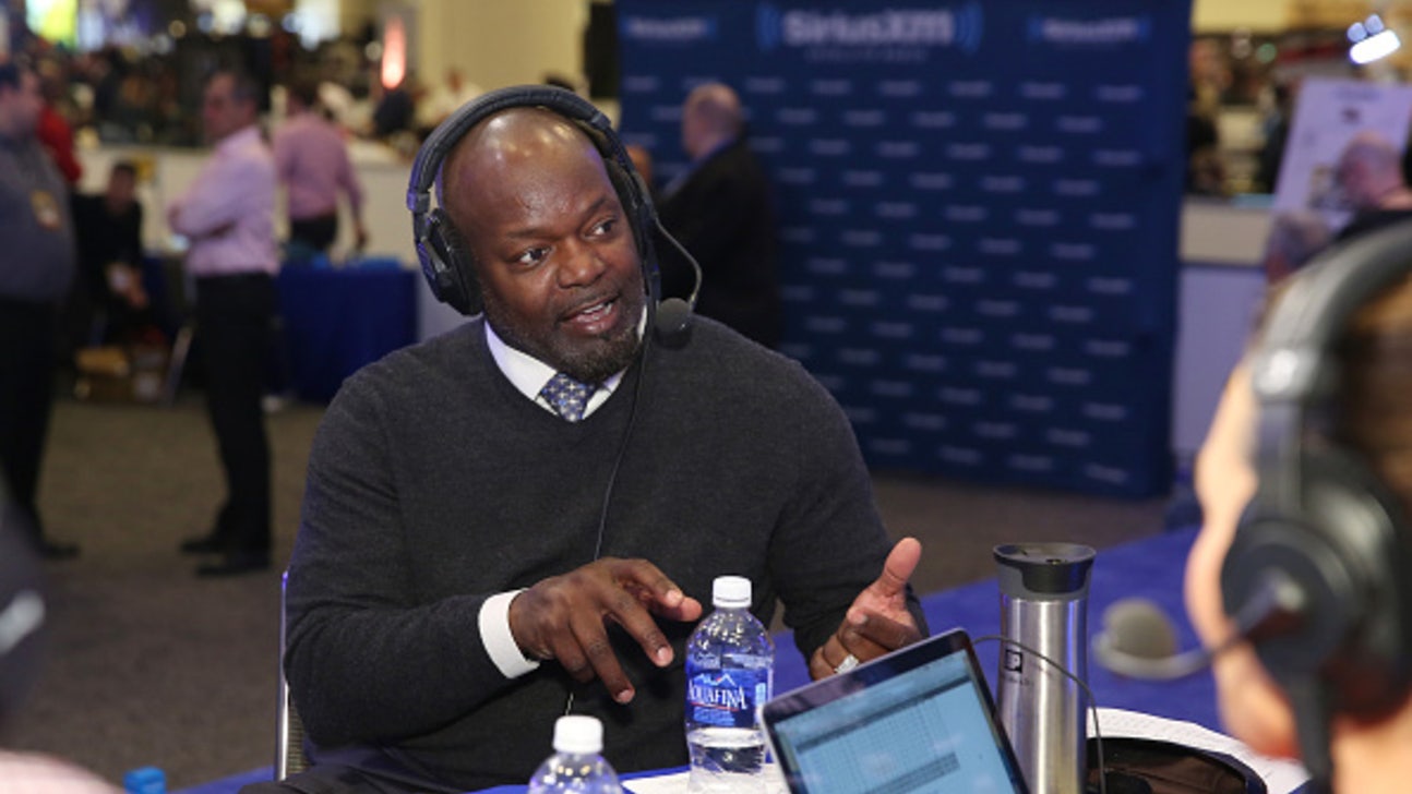 Emmitt Smith explains why won't stop his son from playing football