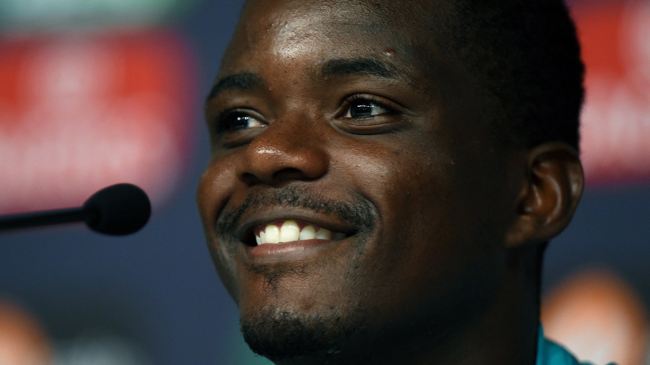 Arsenal turn attention to Carvalho as Khedira deal stalls