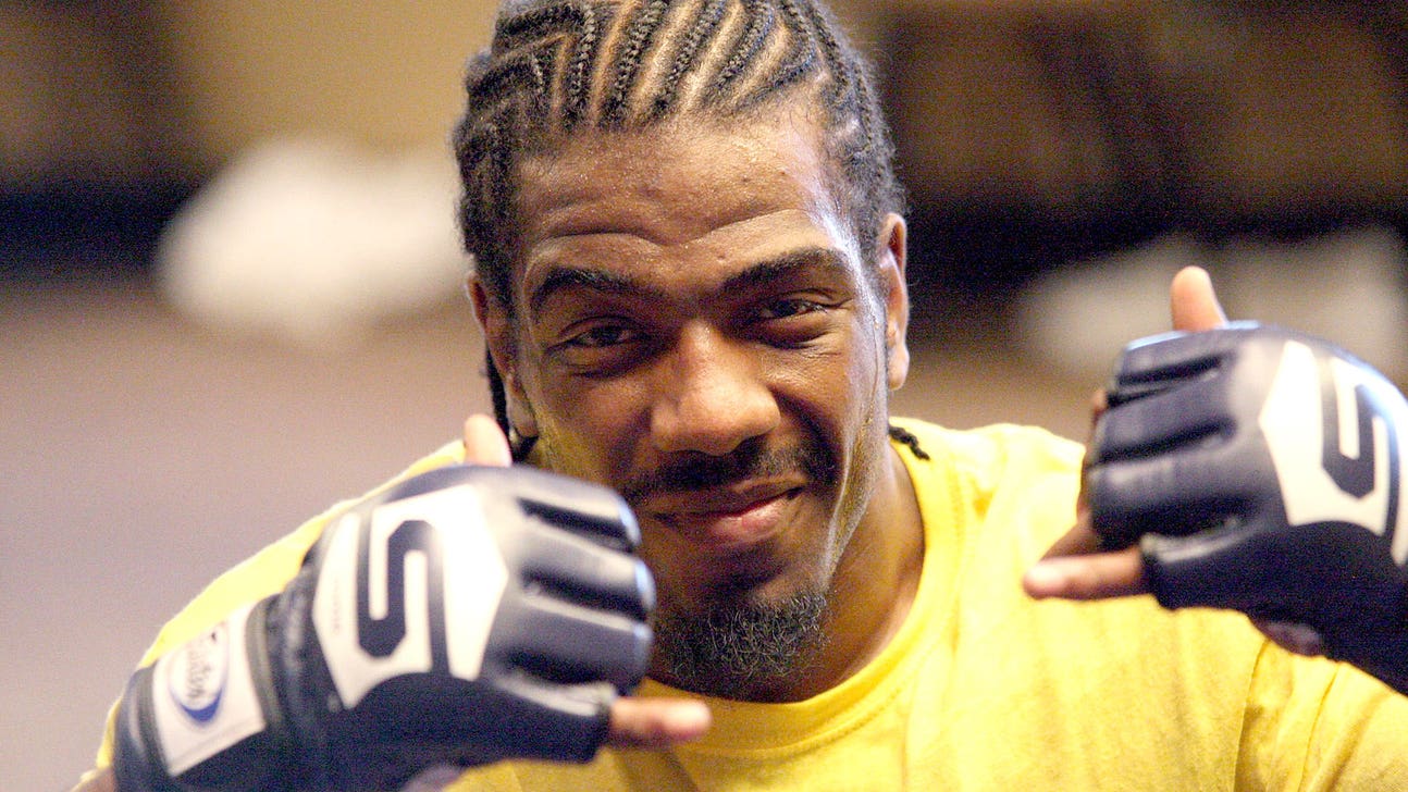 Ron Stallings steps up to face Uriah Hall at UFC Fight Night in Boston