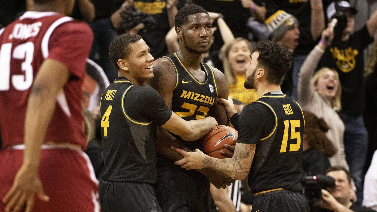 Tilmon helps Missouri fend off Arkansas in 79-78 win
