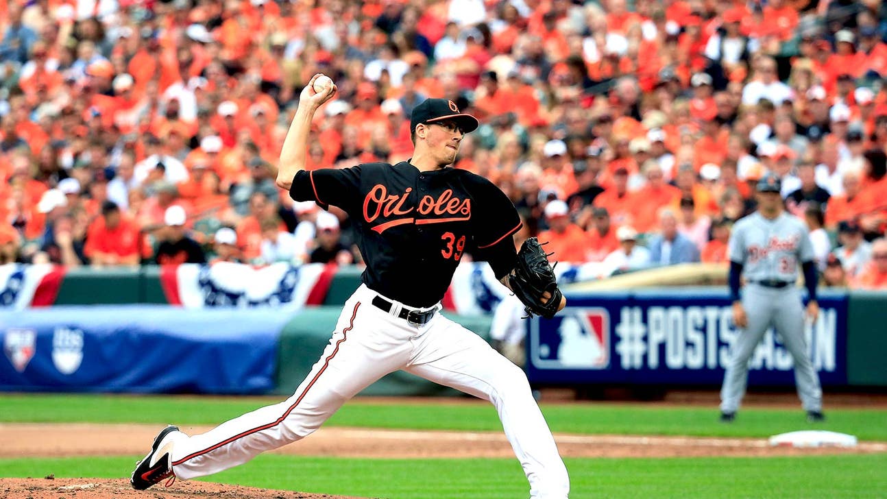 Orioles pitcher wears Saints jersey to Ravens-Saints preseason game
