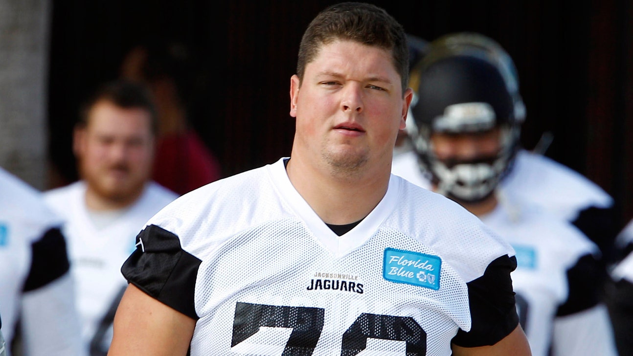 Jaguars lose offensive lineman Josh Wells to broken right thumb