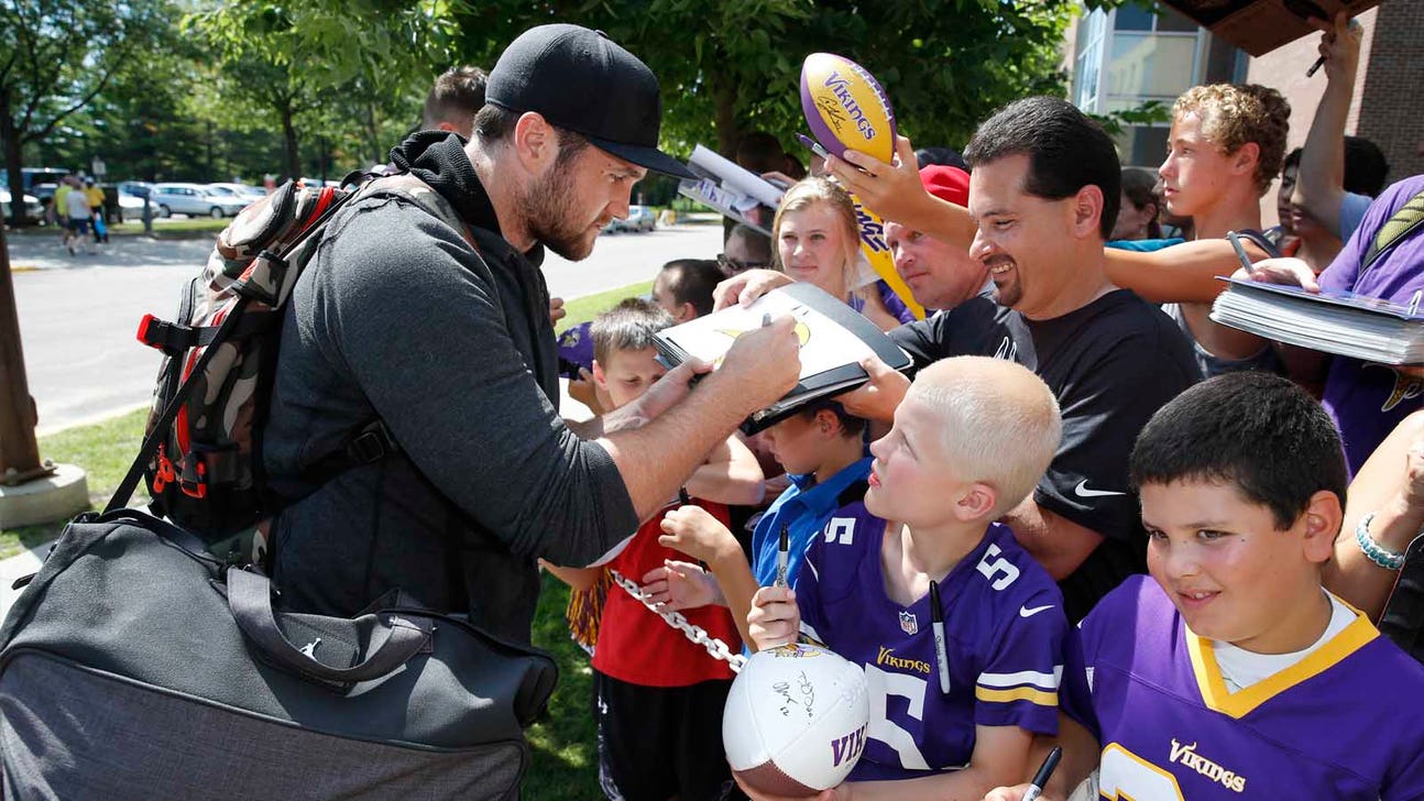 Vikings linebacker Casey Matthews placed on injured reserve