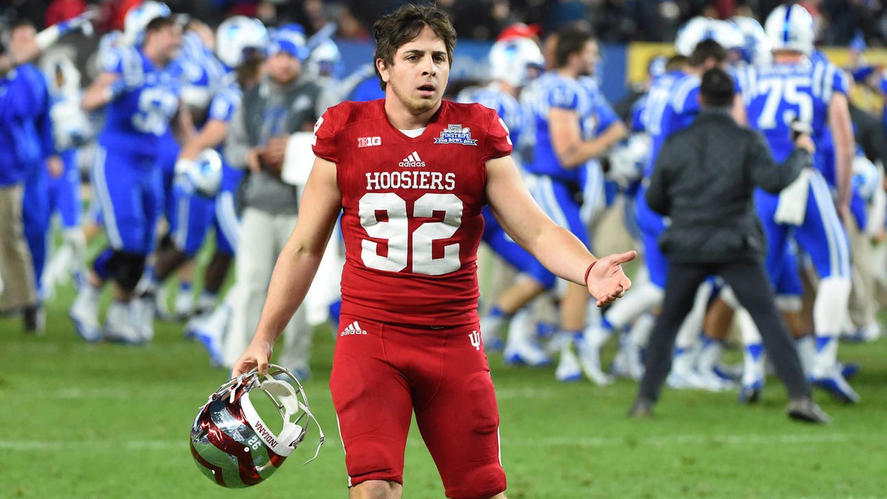 Indiana kicker Griffin Oakes shows how to handle a controversy
