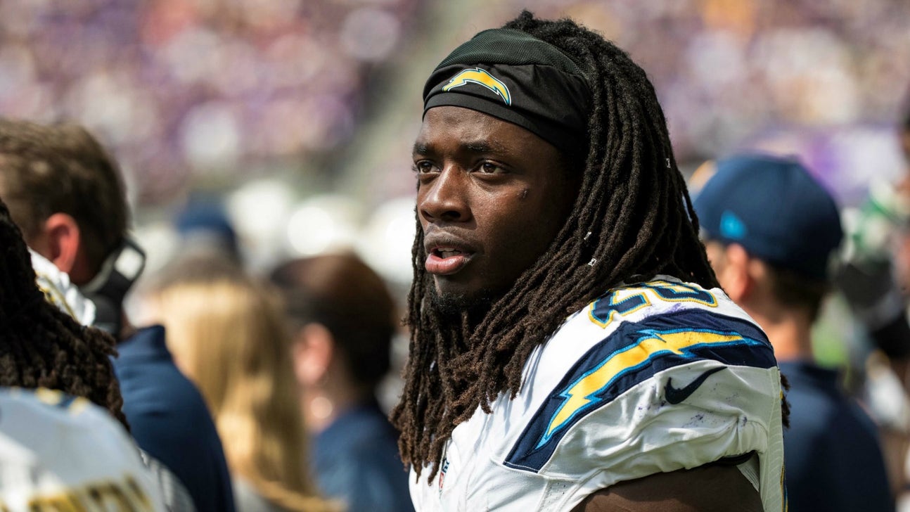 After scoreless 2015, Melvin Gordon rushes in two TDs in first half