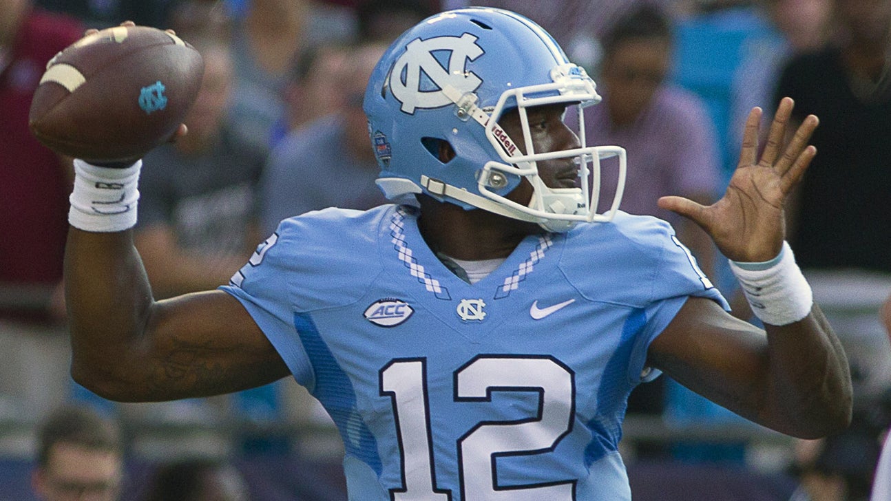 Report: Peyton Manning consoled North Carolina QB after bad game