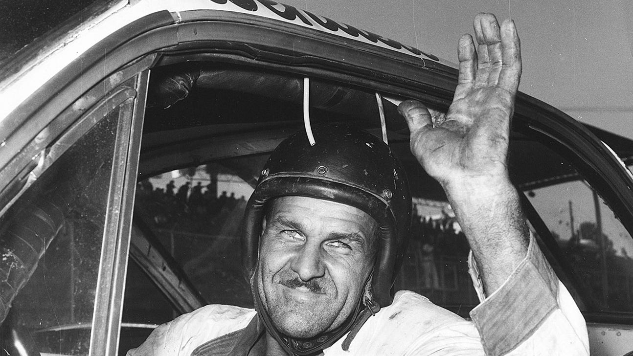 Wendell Scott, who broke NASCAR racial barriers, gets sport’s ultimate honor