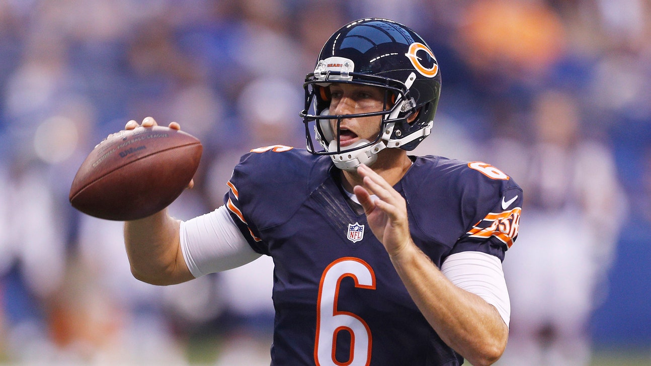Cutler passes praise as Bears prepare for opener