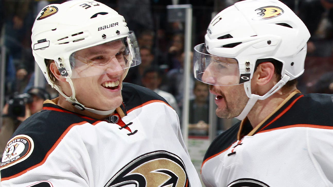 Ducks sign Silfverberg to four-year contract